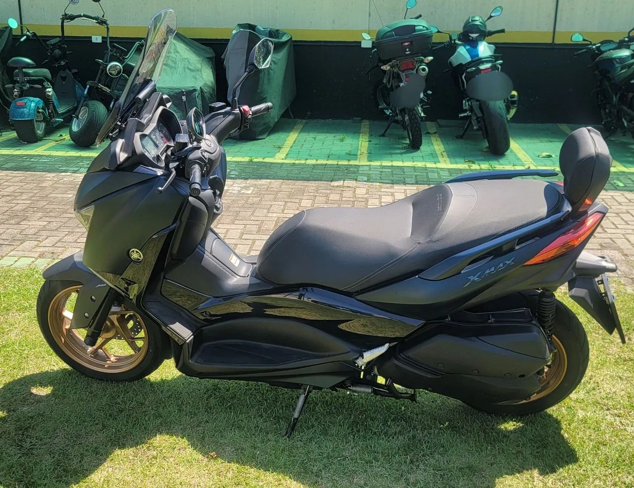 400 Tech Max VelocitÃ Xmax 400 Xmax 300 Yamaha Xmax Techmax 400