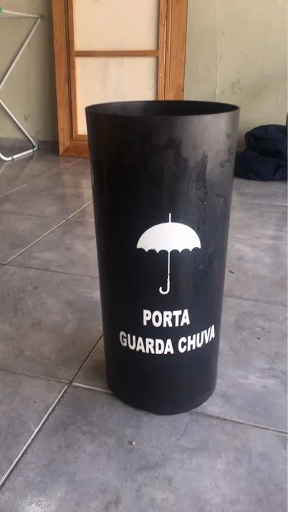 Porta guarda-chuva.