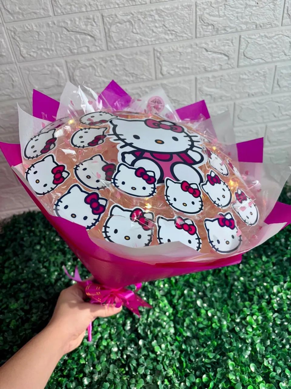 Buquê da Hello Kitty com LED - Foto 5
