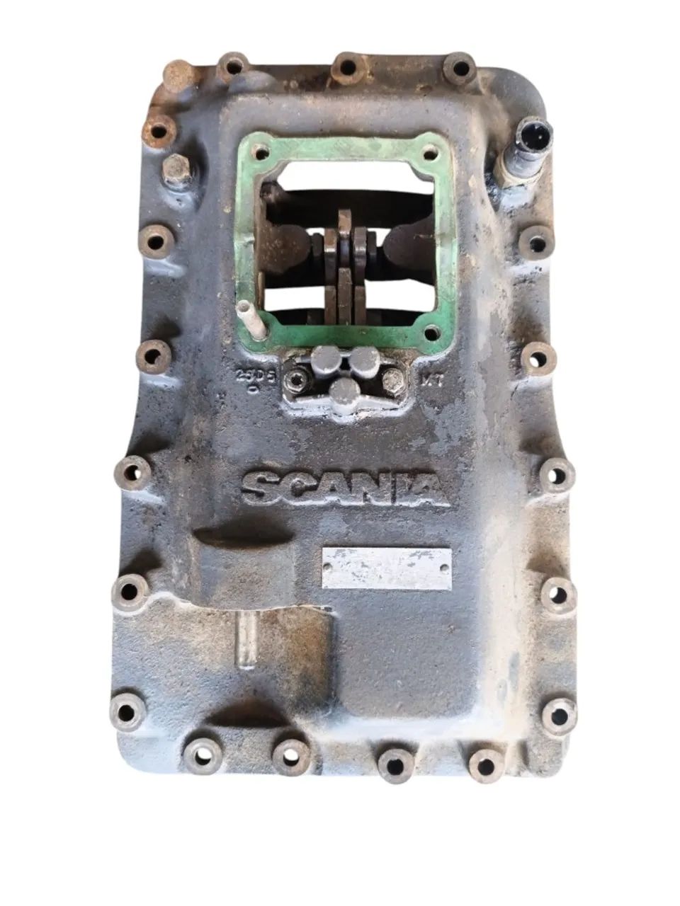 Tampa Caixa De Câmbio Scania Grs 900 7809869 - Foto 3