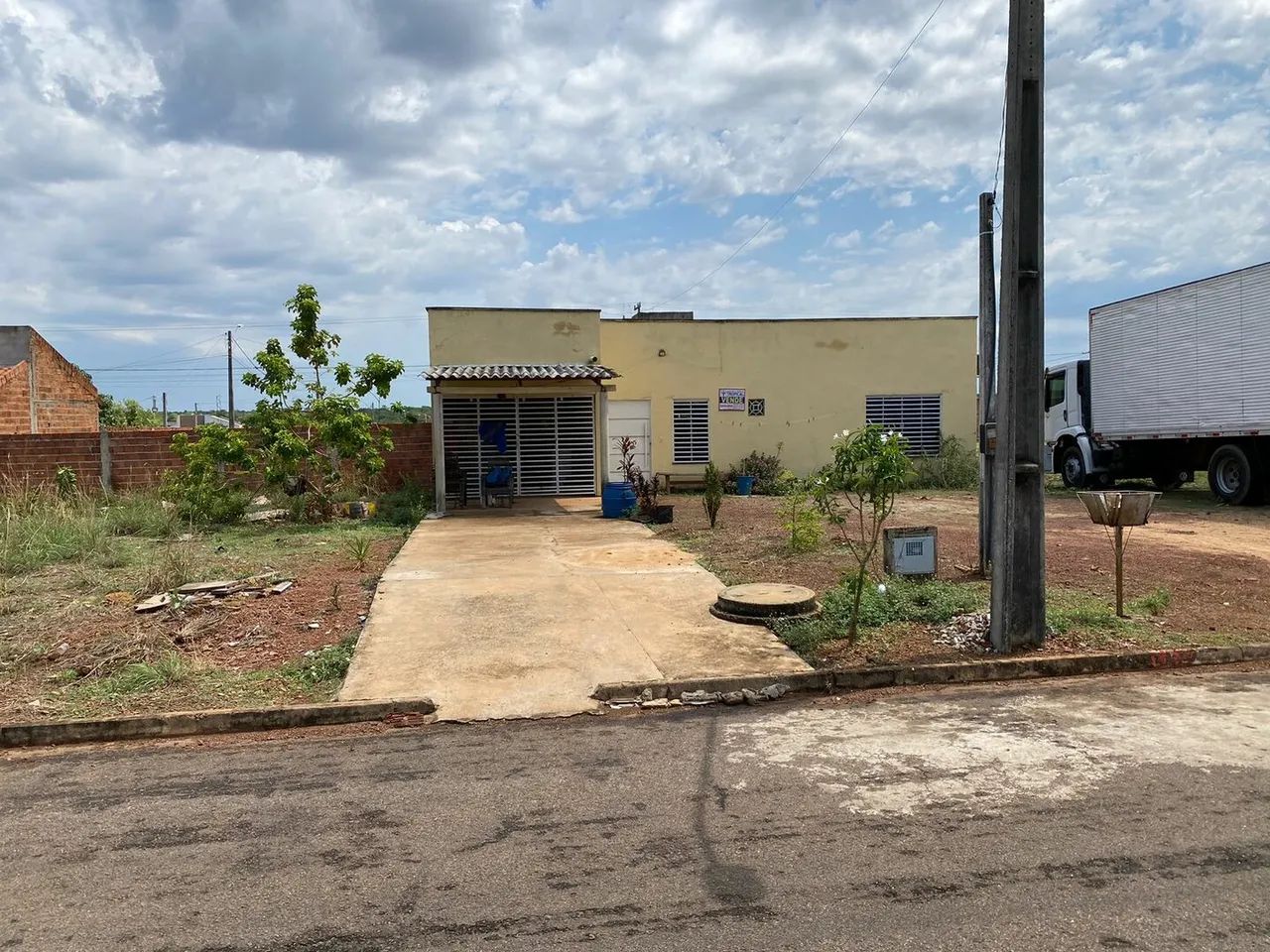 Vendo casa no Jardim Aeroporto com 3 quartos sendo 1 suite - Foto 3