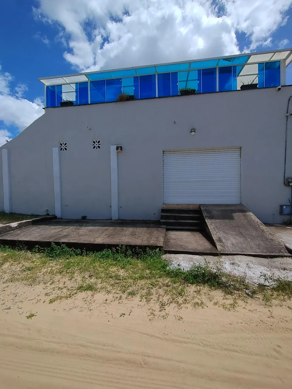 Alugo ponto comercial na praia do Cumbuco