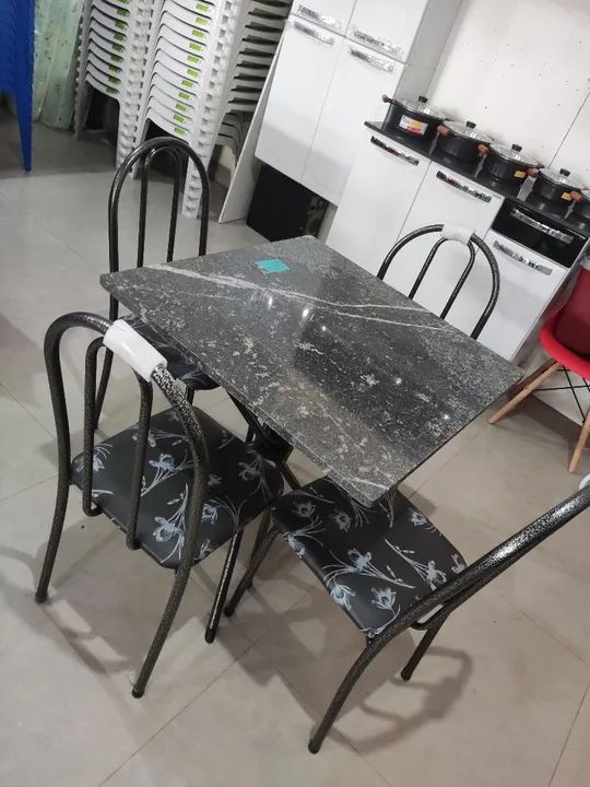 Mesa Aço com Pedra de Granito com 4 cadeiras Nova na Loja  - Foto 2