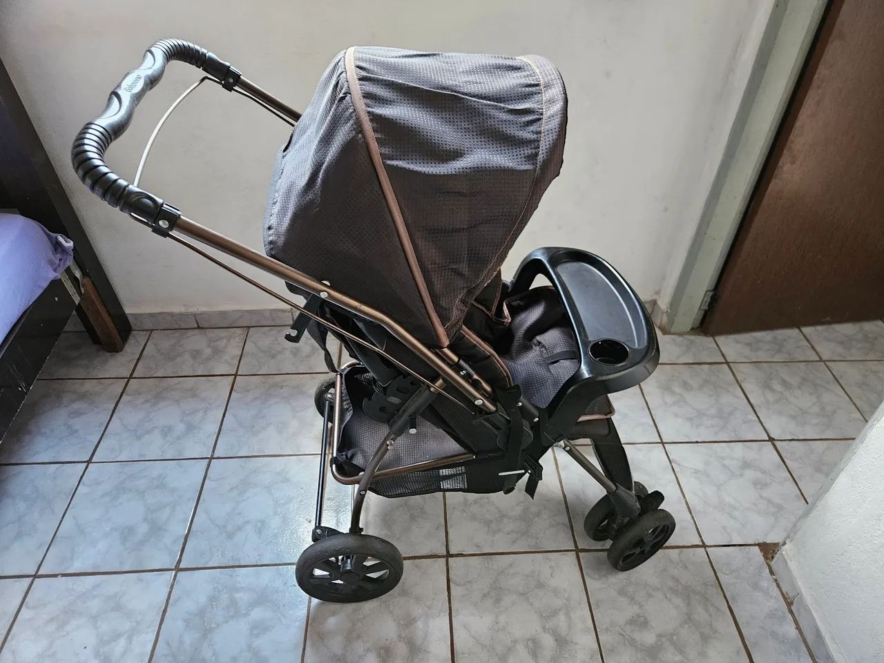 Carrinho de Bebê Usado - Foto 3