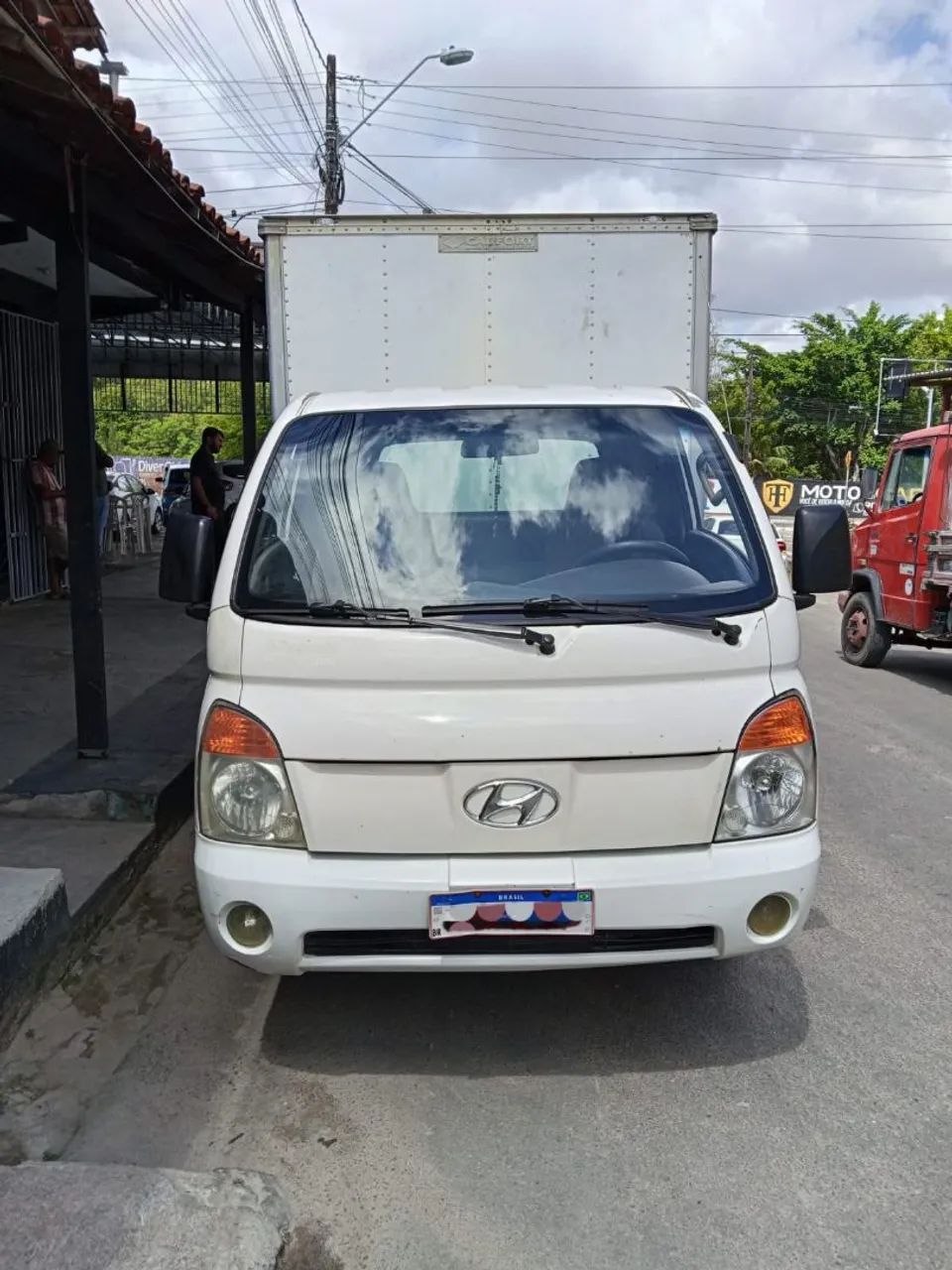 HR 2.5 baú 4 pneus novos, documento ok