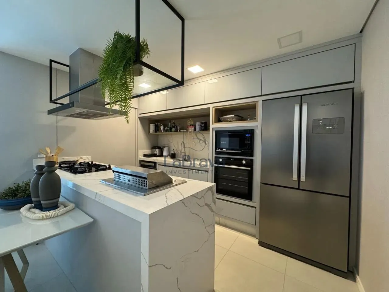 Apartamento para alugar no bairro Praia Brava de Itajaí - Itajaí/SC