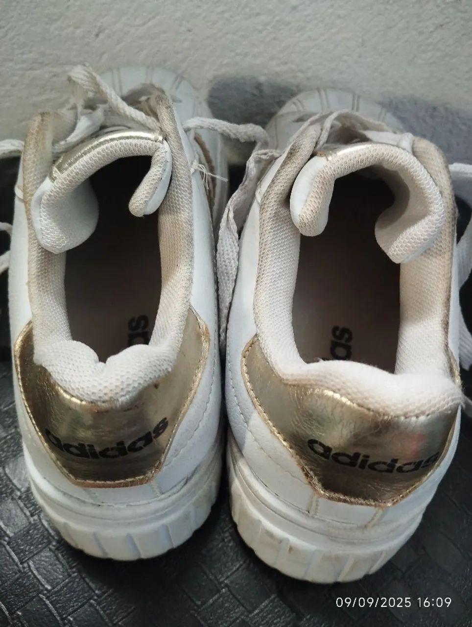 Tênis Feminino Adidas. - Foto 2