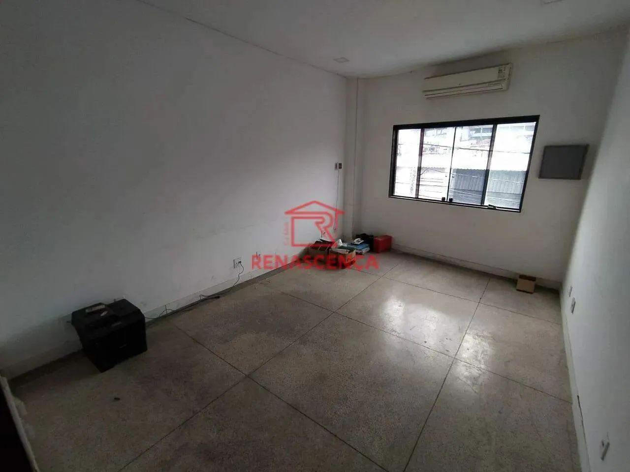 Prédio Comercial na Abolição.