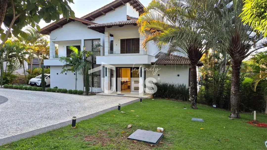 Aldeia do Vale - Casa de Condomínio 4 quartos, sendo 4 suítes