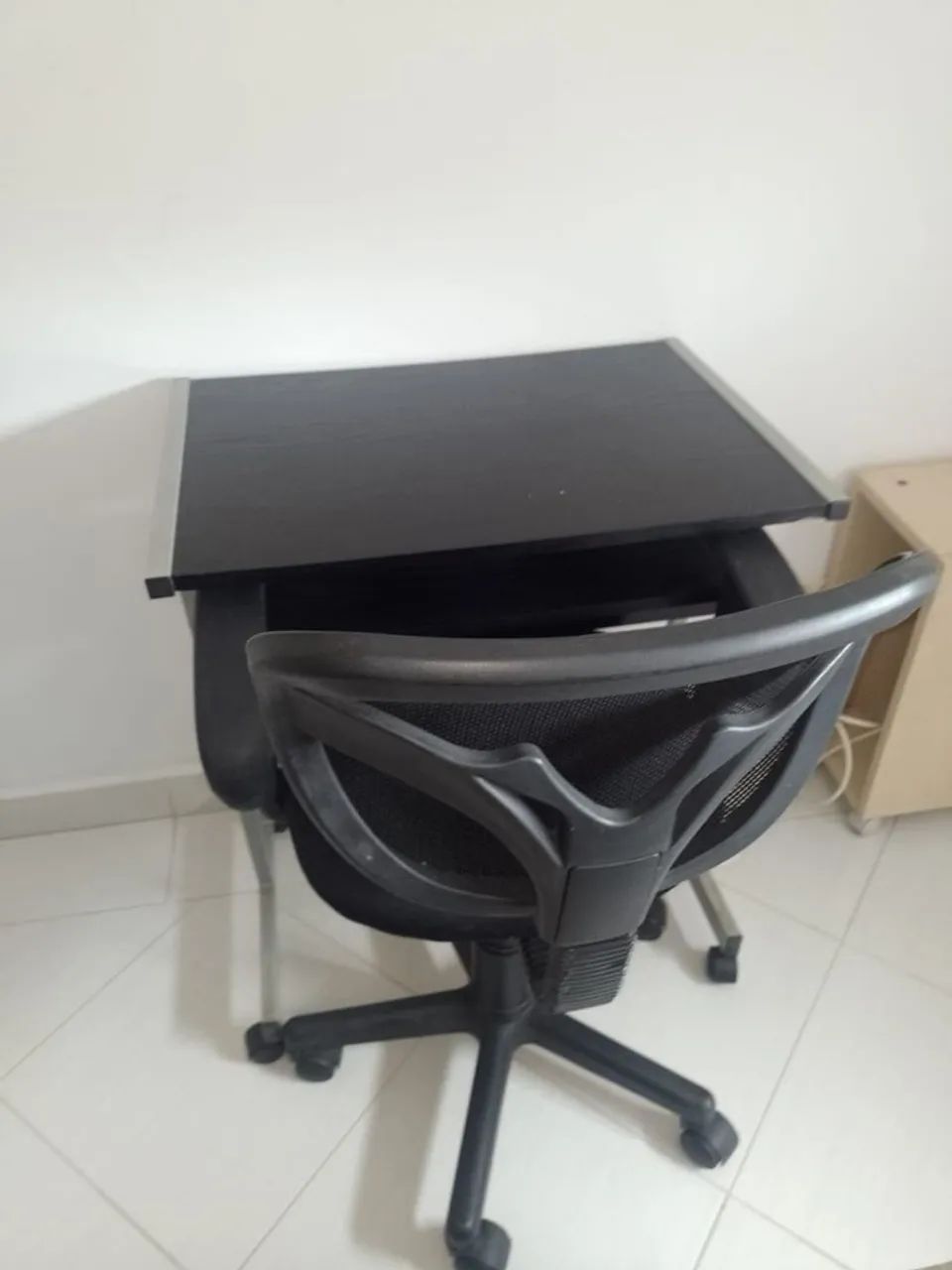 Mesa e cadeira - Foto 5