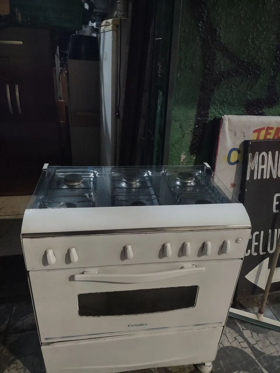 Vendo fogão 6 bocas 