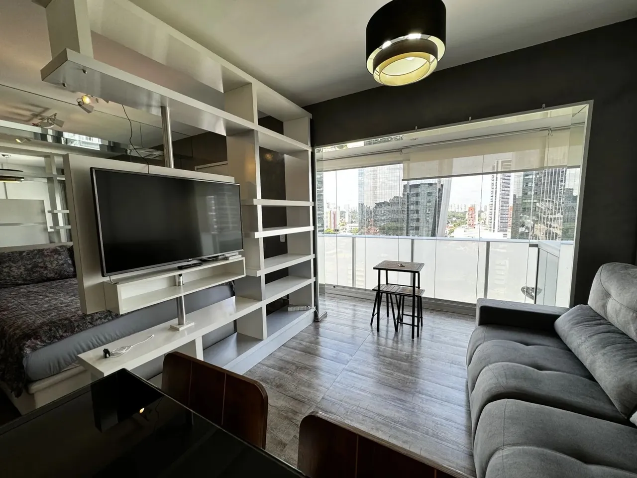 Studio mobiliado para aluguel com 33m², 1 vaga
