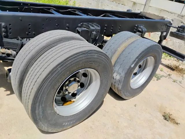 VW 24-280 ANO 2013 BITRUCK CHASSIS - Foto 5