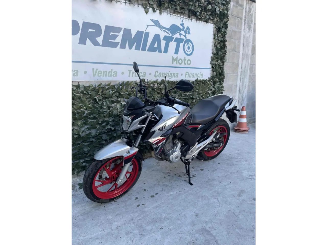 Honda Cb 250 twister 2021 - Foto 2