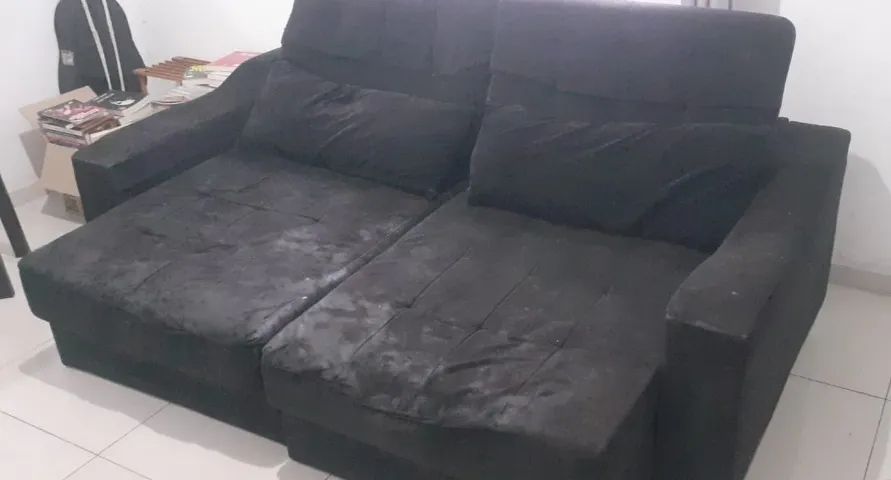 USED RECLINING SOFA467353974217134080