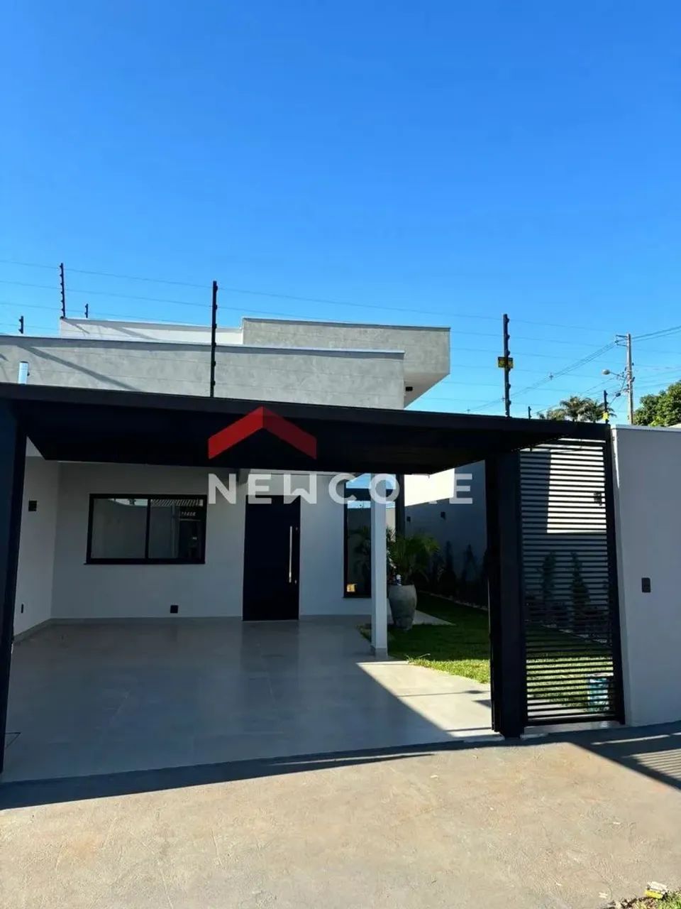 Casa em Rua Pioneiro Antônio Marin Filho - Jardim Aurora - Maringá/PR - Foto 2