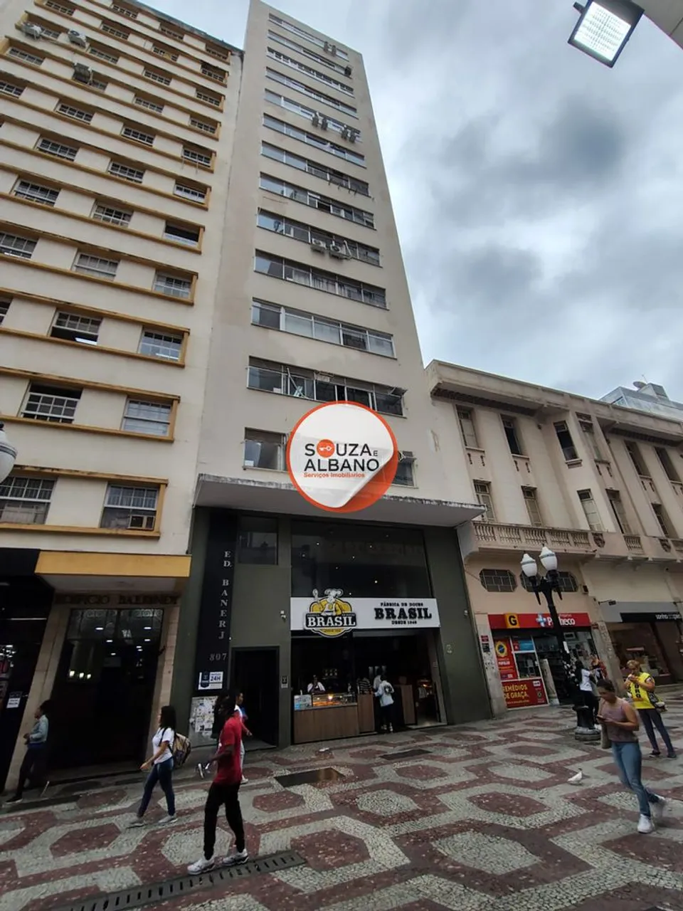 venda andar corporativo na rua Halfeld
