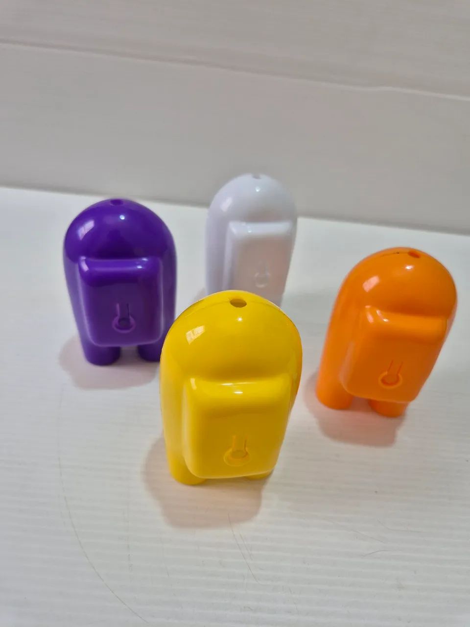 4 Brinquedos Among Us (raros e acendem) - Foto 3