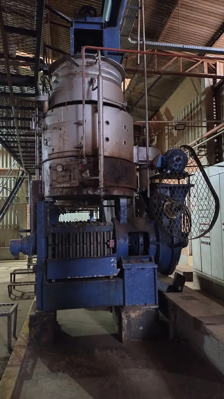 Máquina Industrial de Extração de Óleo