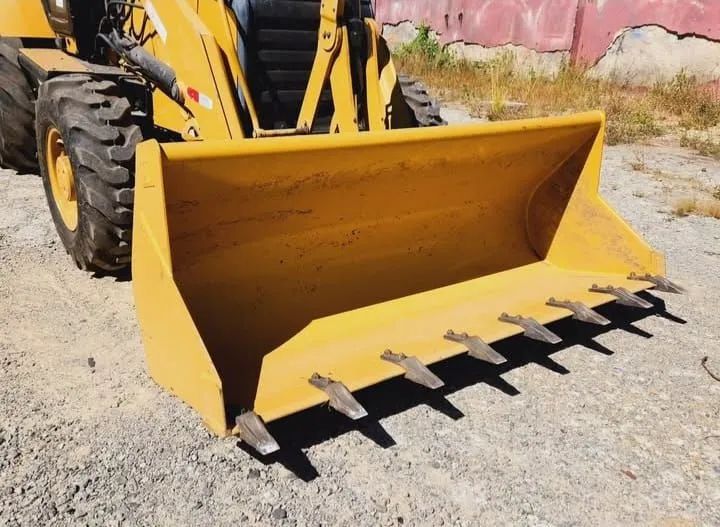 Retroescavadeira cartepillar 416F ano 2020 - Foto 4