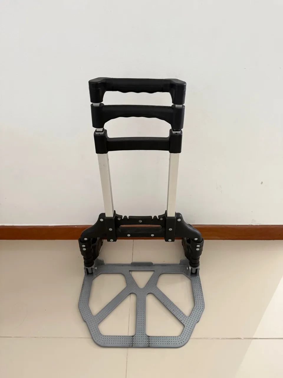 Carro para levar caixas  - Foto 2