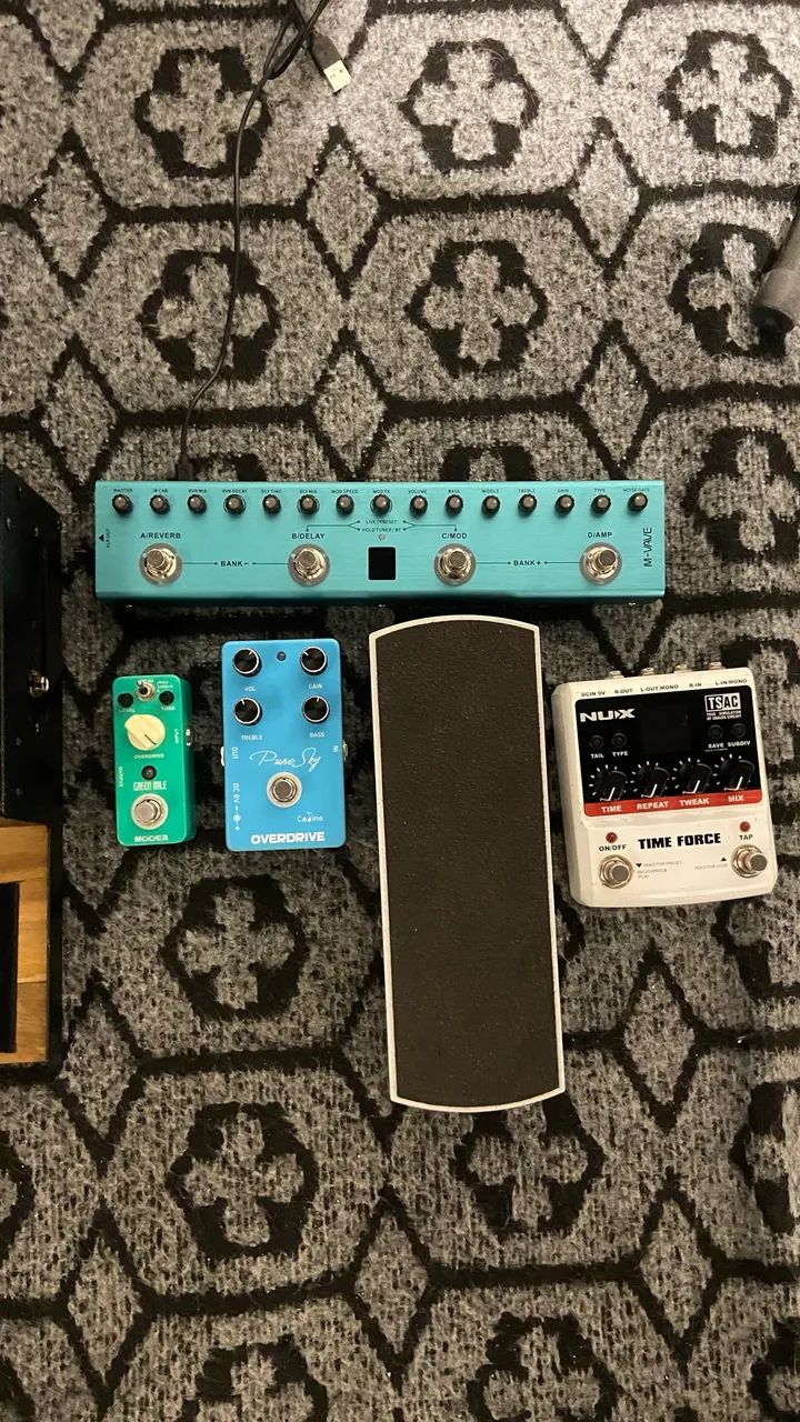 Vendo pedais + board  - Foto 2