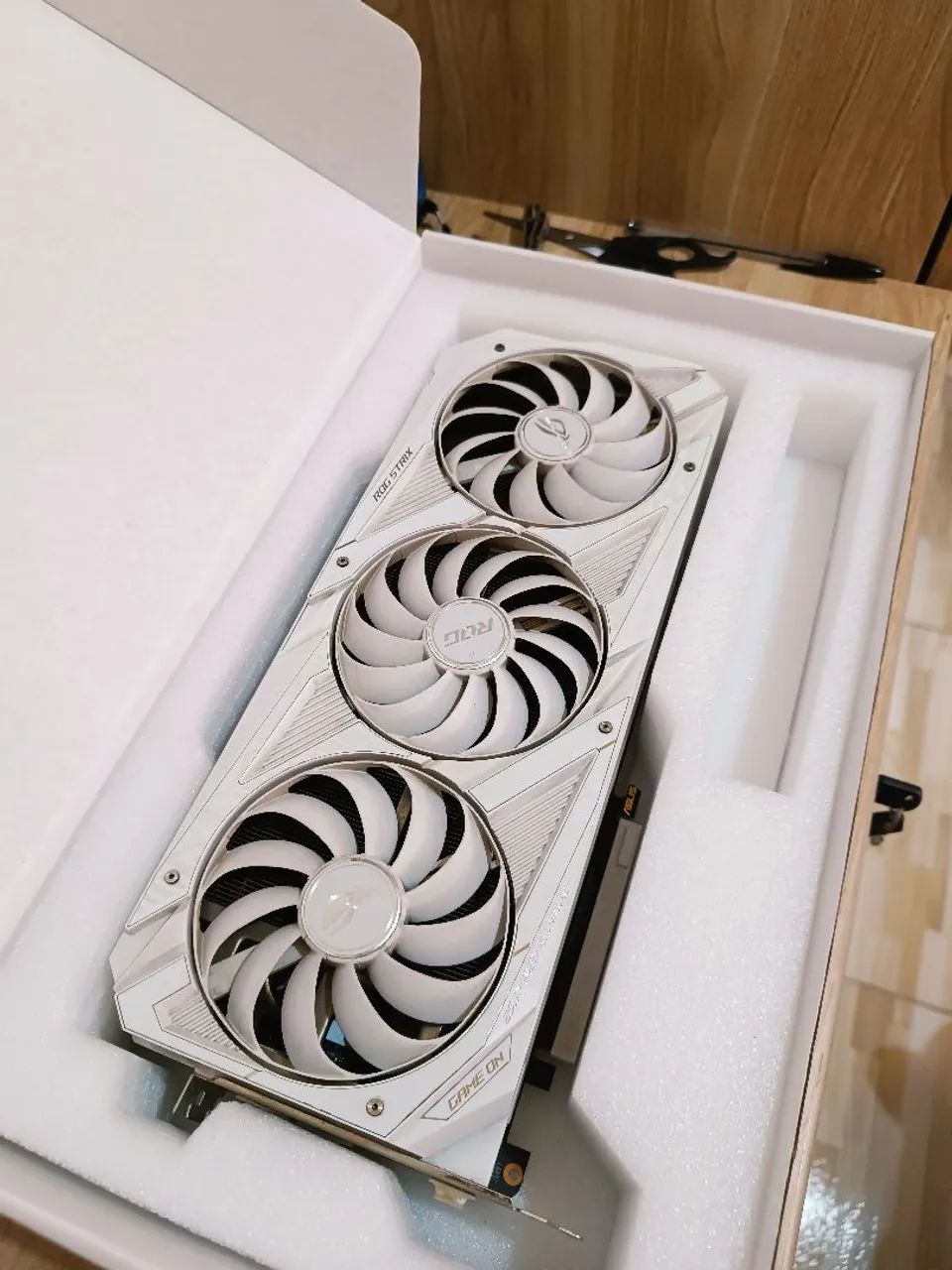 Placa de Vídeo RTX 3080 ROG STRIX WHITE ( LEIA A DESCRIÇÃO  - Foto 3