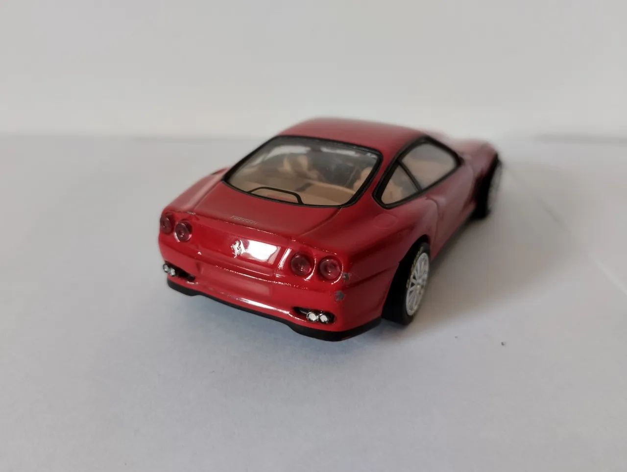 IXO/Eaglemoss - Miniatura Ferrari 550 Maranello  - Foto 3