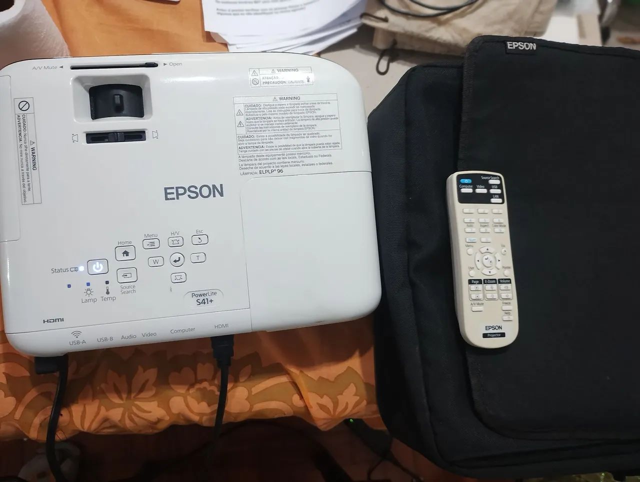 Projetor Epson S 41+ Power Lite 3LCD - Alta Qualidade de Imagem - Foto 2