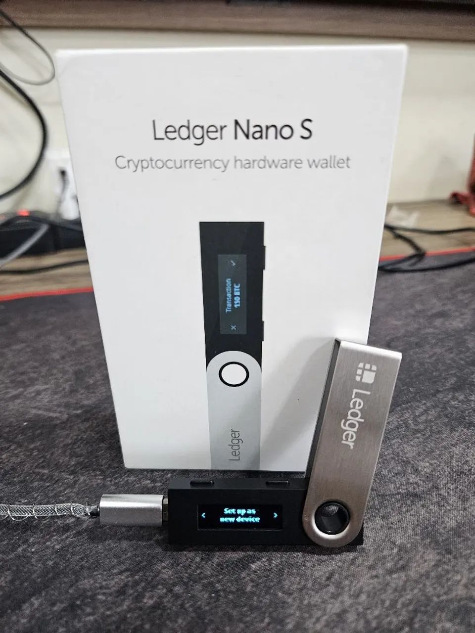 Carteira para cripto moeda Ledger Nano S - Foto 2