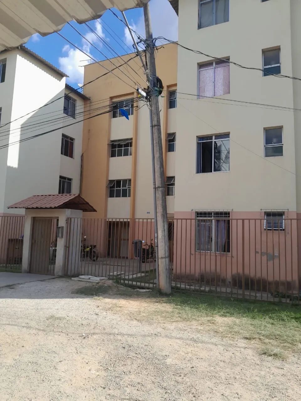 Vendo apartamento direto com proprietário e com 3 quartos 