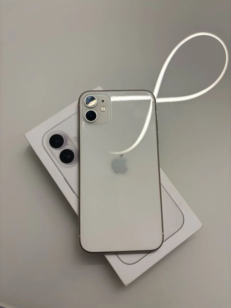 iPhone 11 64GB Branco 