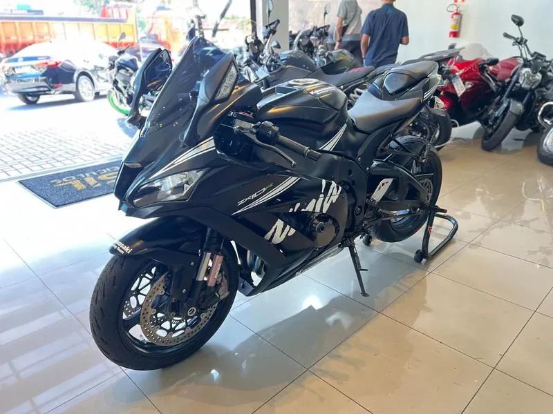 Kawasaki Zx-10/ Zx-10r 1000cc 2017 - 1495622295 | OLX