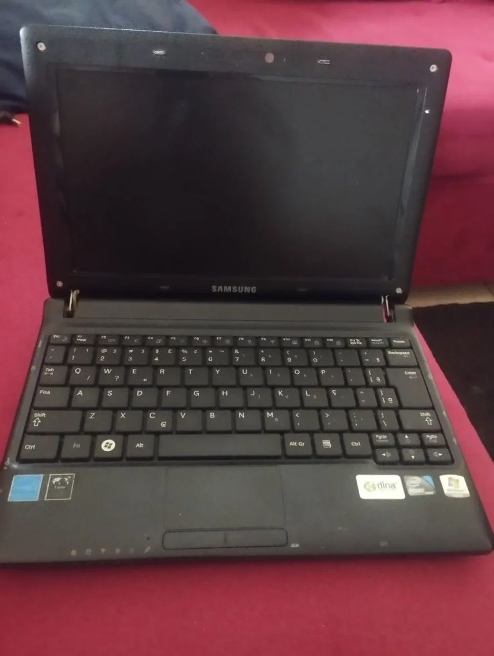 Vendo notebook pra retirar pecas 
