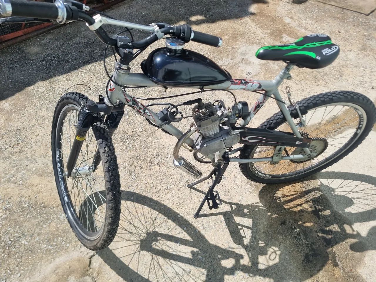 Bicicleta Motorizada Cinza 