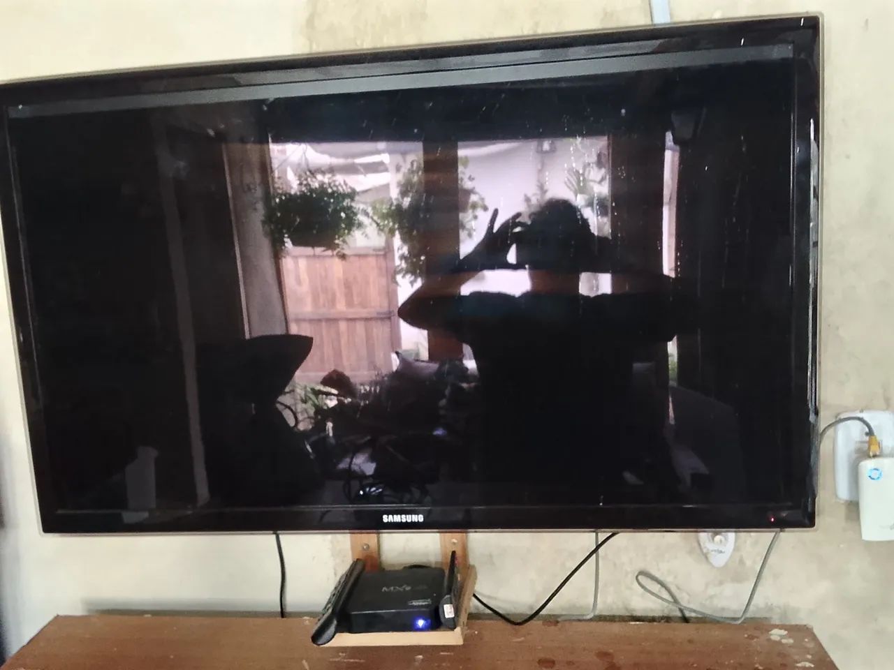 Tv Samsung 46 polegadas leia o anúncio 