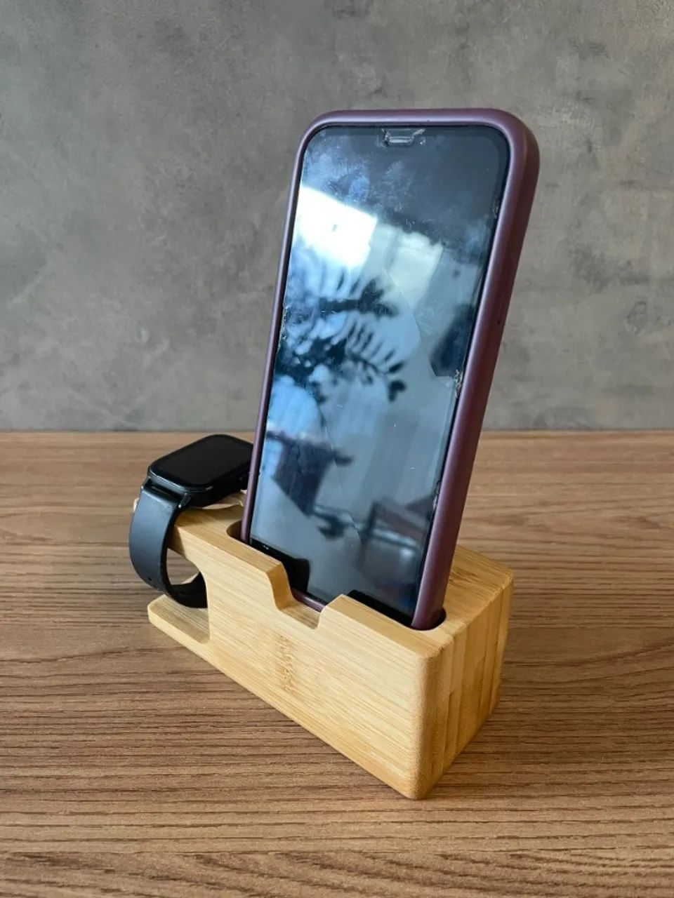 Suporte de madeira / dock station para Apple Watch e iPhone - Foto 2
