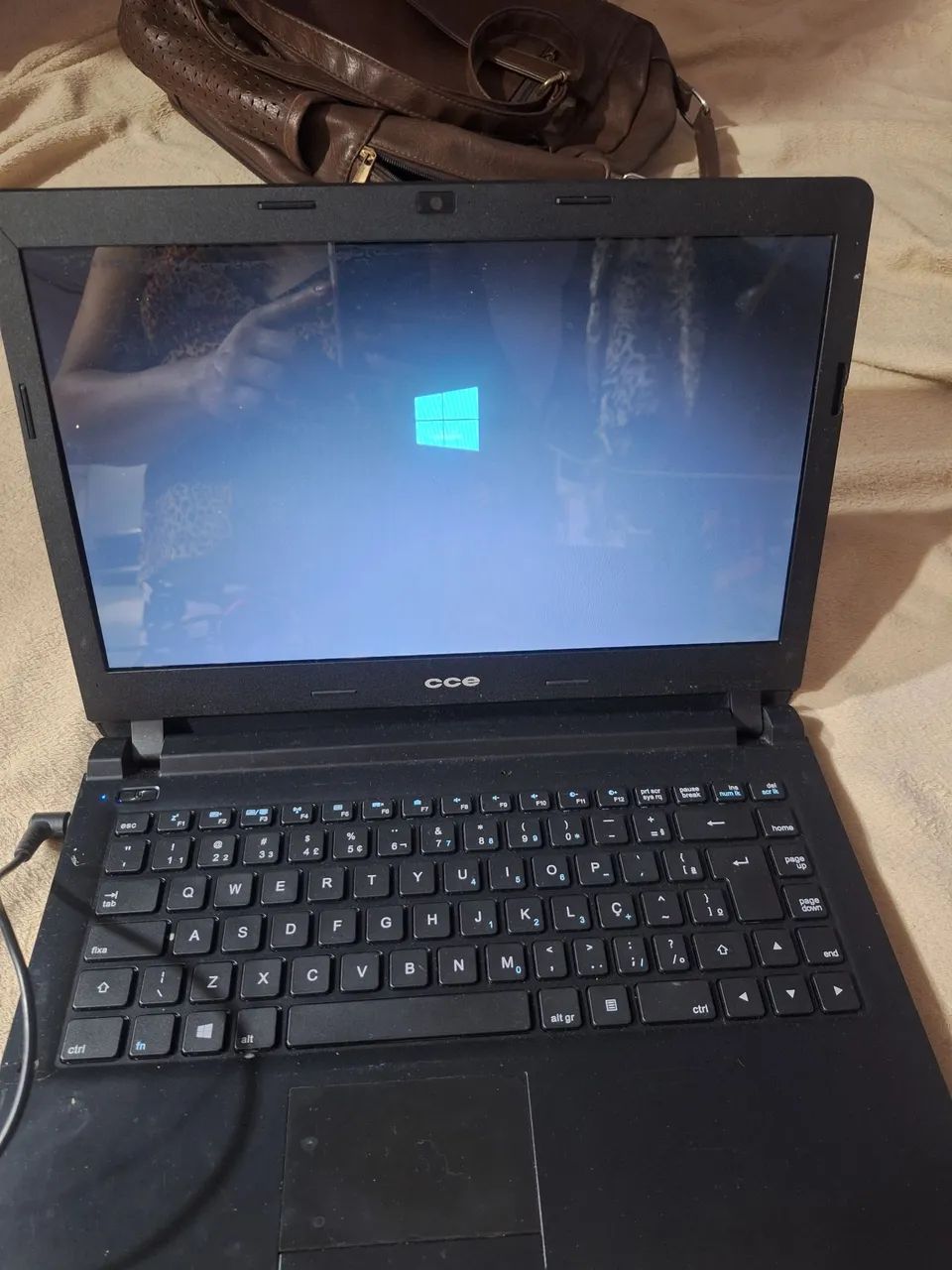 NOTEBOOK 300  - Foto 2