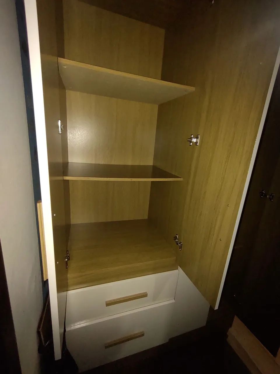 Guarda roupa usado e bem conservado  - Foto 2