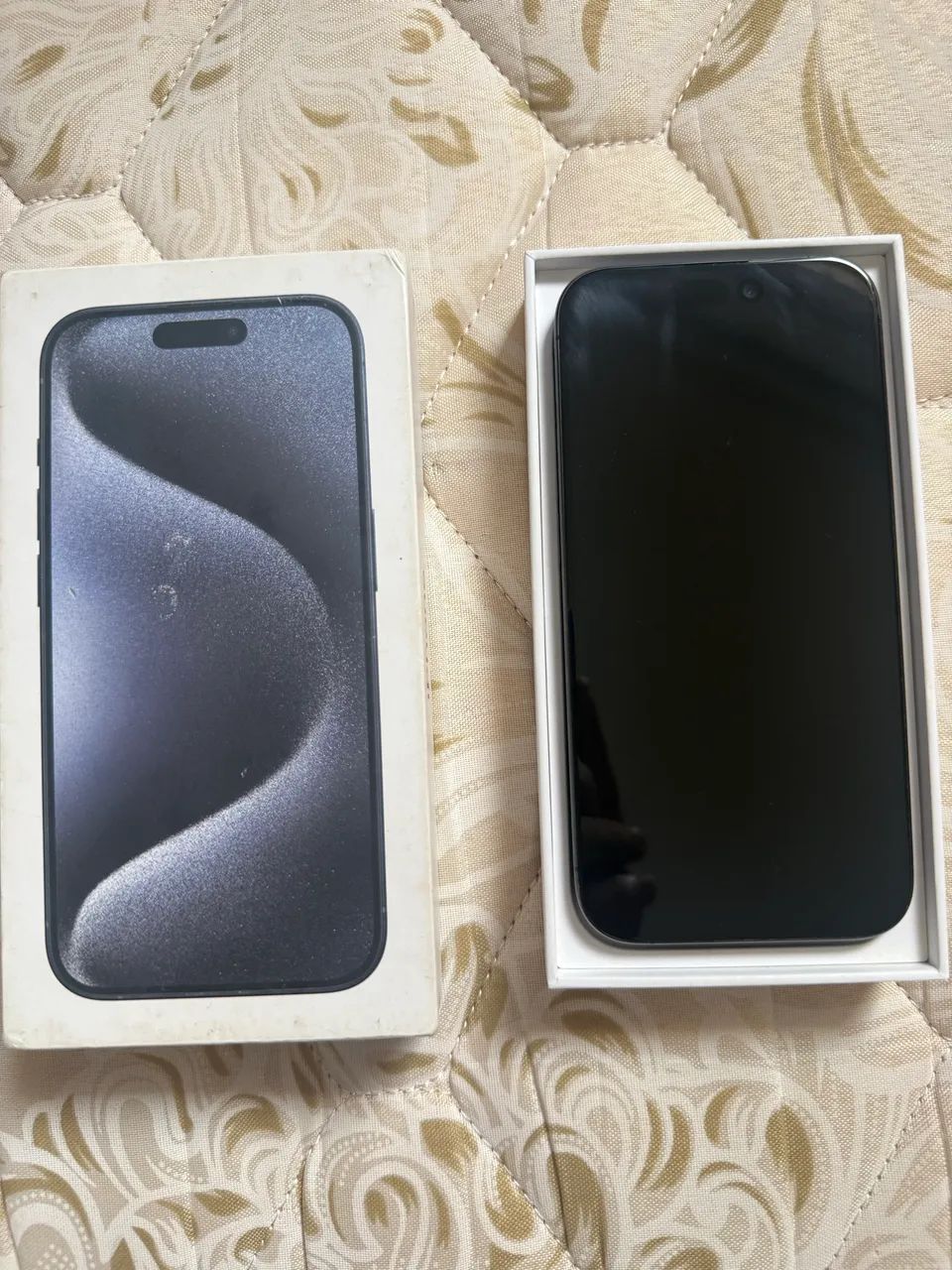 iPhone 15 pro - Foto 2