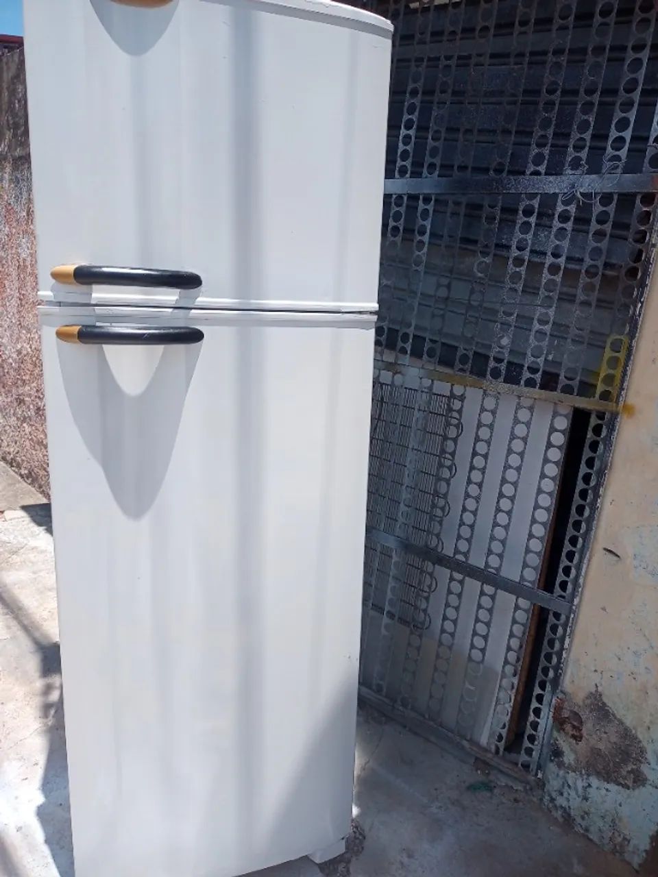 Geladeira Frost Free Electrolux funciona perfeitamente bem 