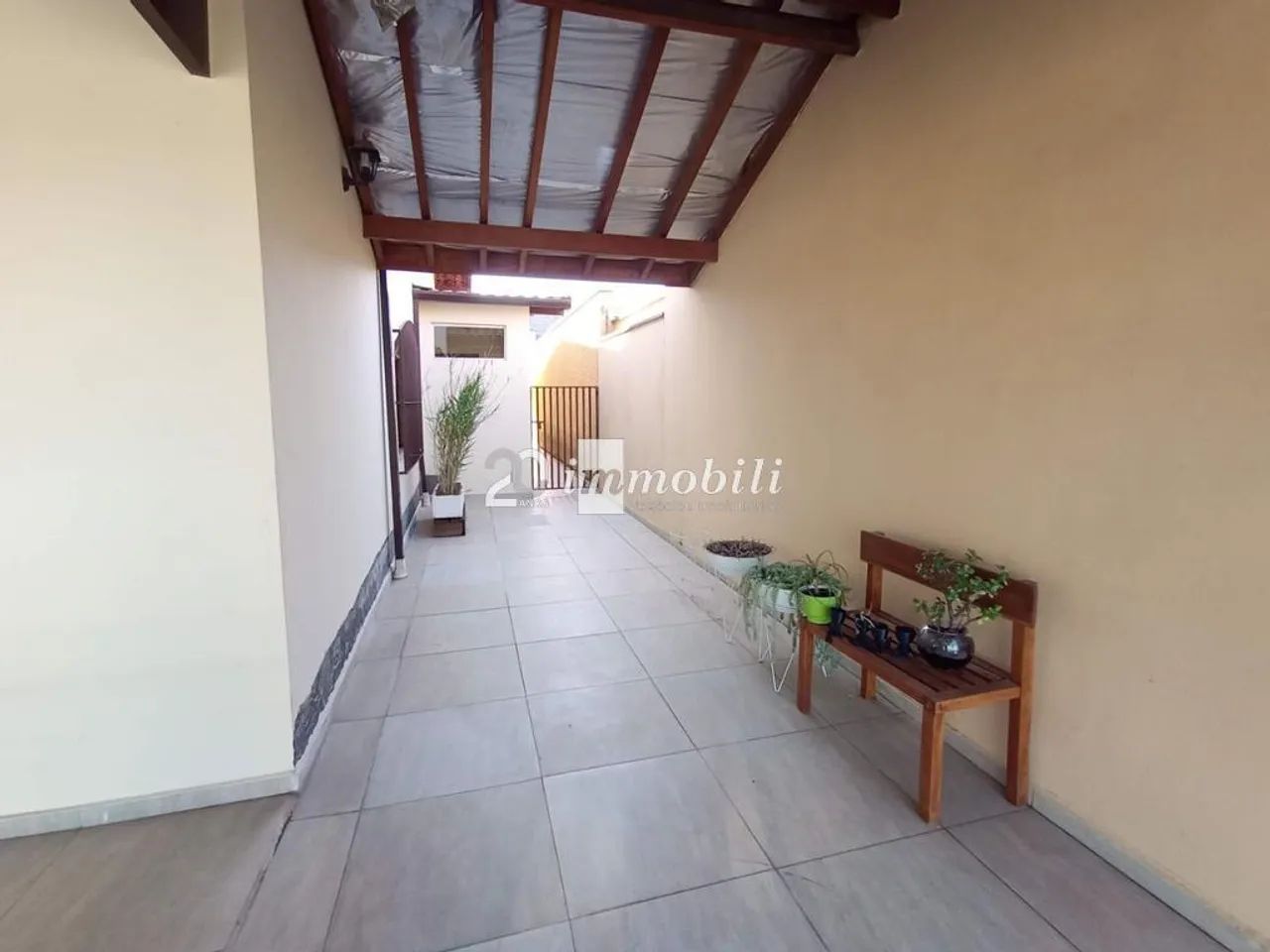 Casa à venda e para alugar em Cotia, Granja Viana, com 4 suítes, com 480.7 m² - Foto 11