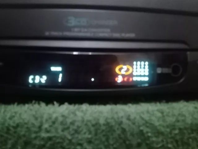 cd player gradiente cdc 33 (restaurado com c remoto) - Foto 2
