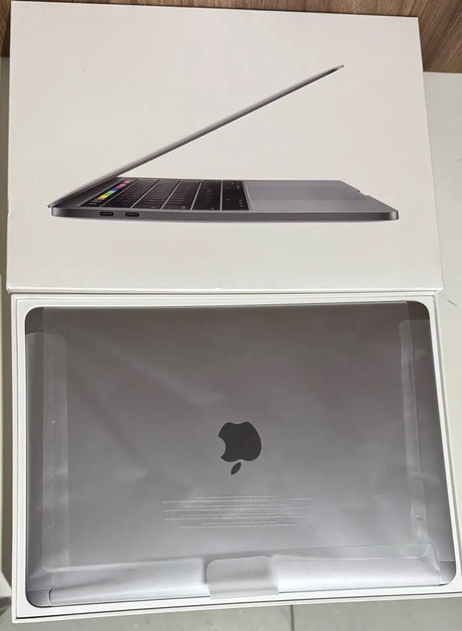 MacBook Pro 2019 Touch Bar 