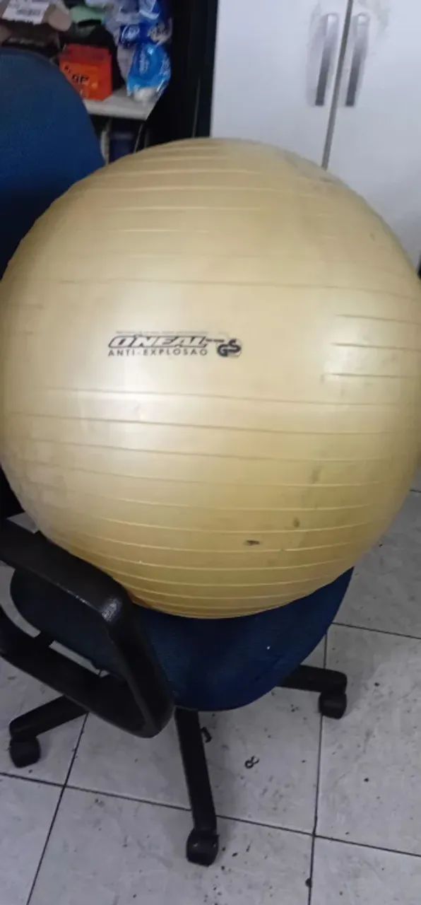 Bola Pilates O'neil 60cm Max 250 kg Dourada Anti-Explosão - Foto 2