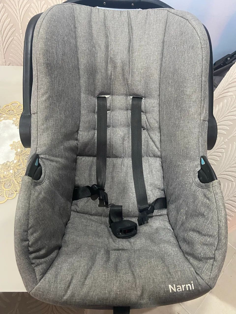 Vendo carrinho de bebê e bebê conforto  - Foto 2
