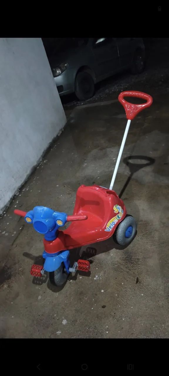 Triciclo infantil 