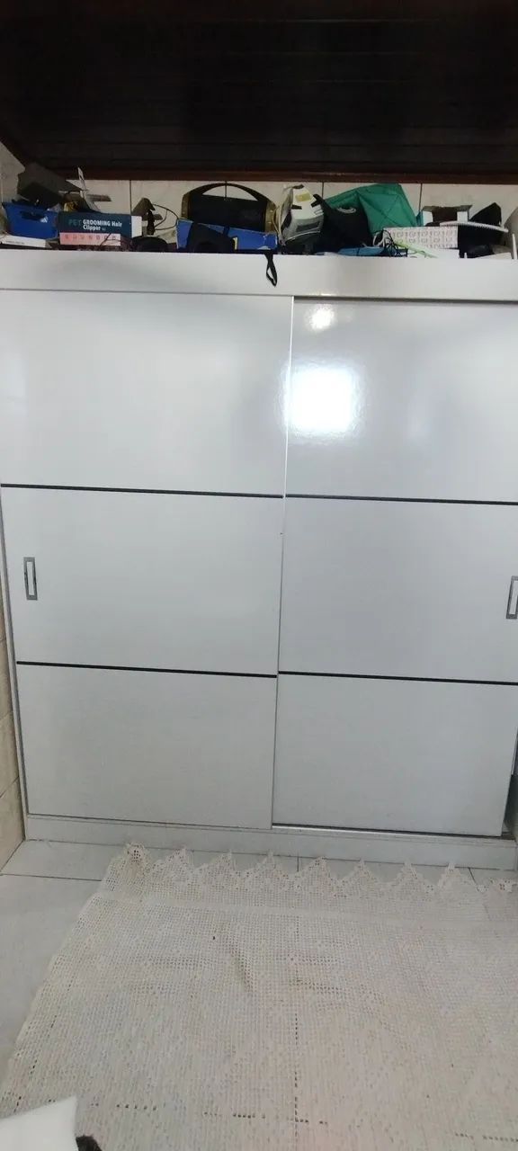 Guarda roupa duas portas 