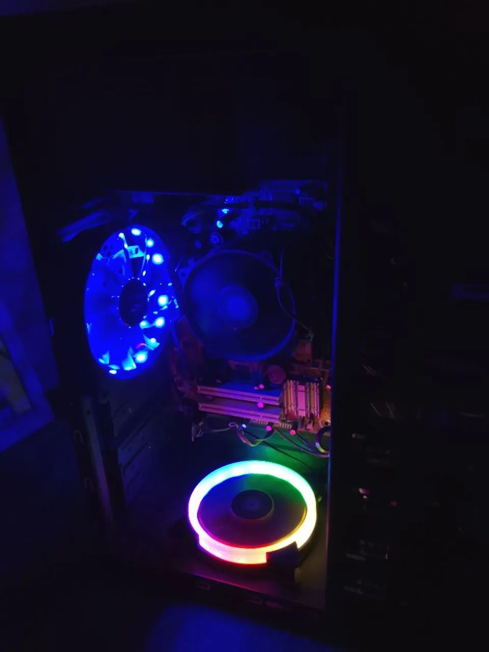computador com i5 e 8Gb de ram (para concerto ou retirada de peças)
