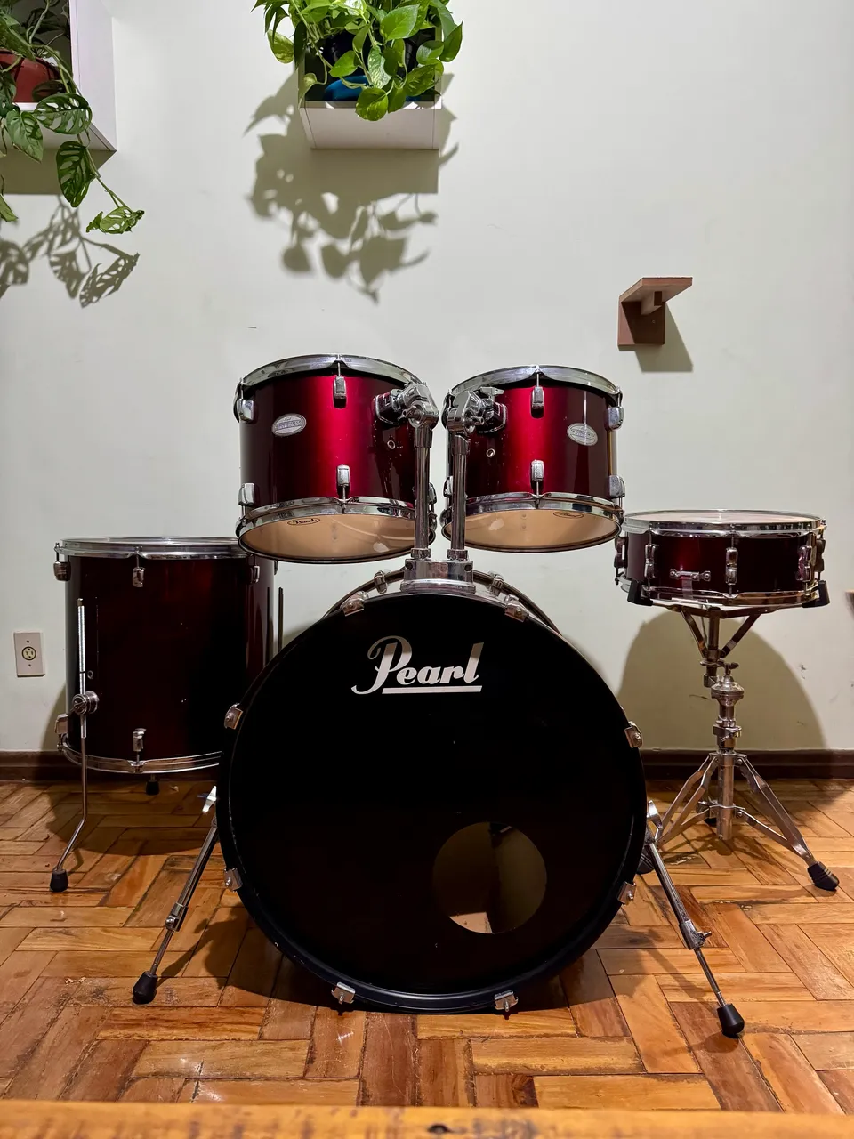 Bateria Pearl Forum Series (Shell Pack) vinho - Instrumentos